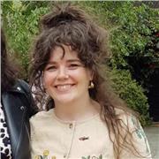 I'm a multidisciplinery artist specialising in filmmaking, puppet making, and textiles. I teach Animation to children and adults.